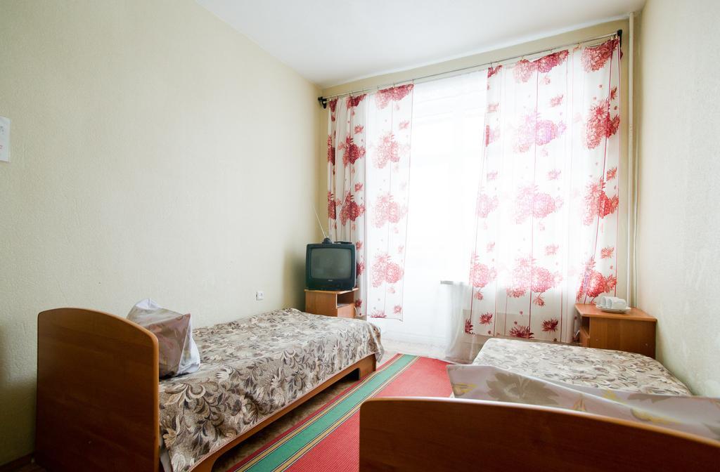 Hotel Iskozh Кіров Екстер'єр фото